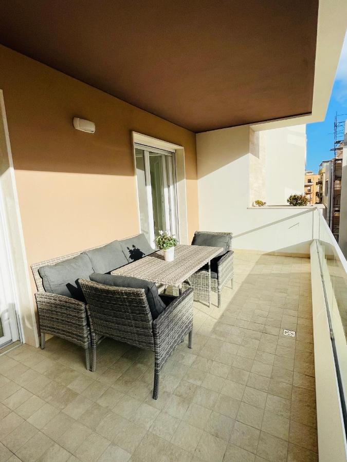 Emme Apartment Cagliari Exteriör bild